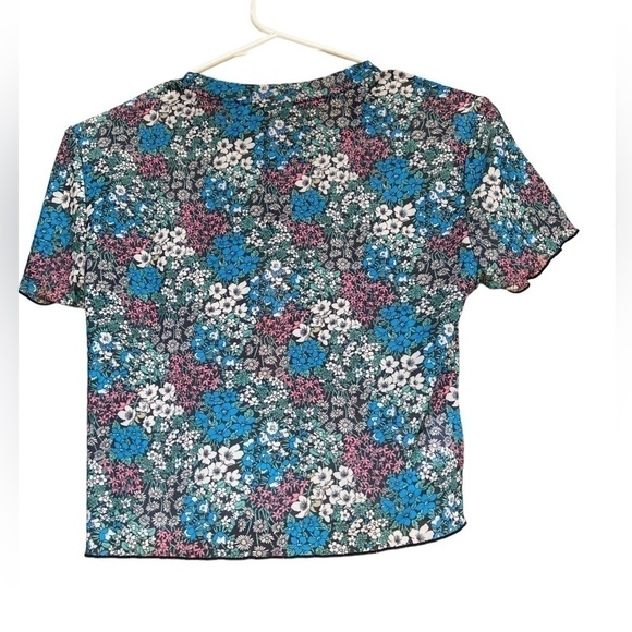 BCBGENERATION women's printed mesh round neck t-Shirt - Picture 3 of 6